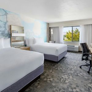 Courtyard By Marriott Palmdale